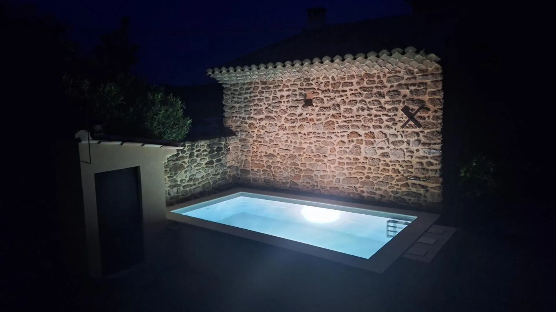 Gasthuis Chez Vero Chambres D'Hotes & Maison En Pierre Contemporaine Suze-la-Rousse