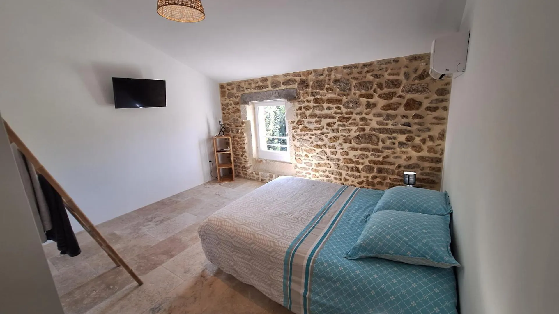 Chez Vero Chambres D'Hotes & Maison En Pierre Contemporaine Suze-la-Rousse Gasthuis