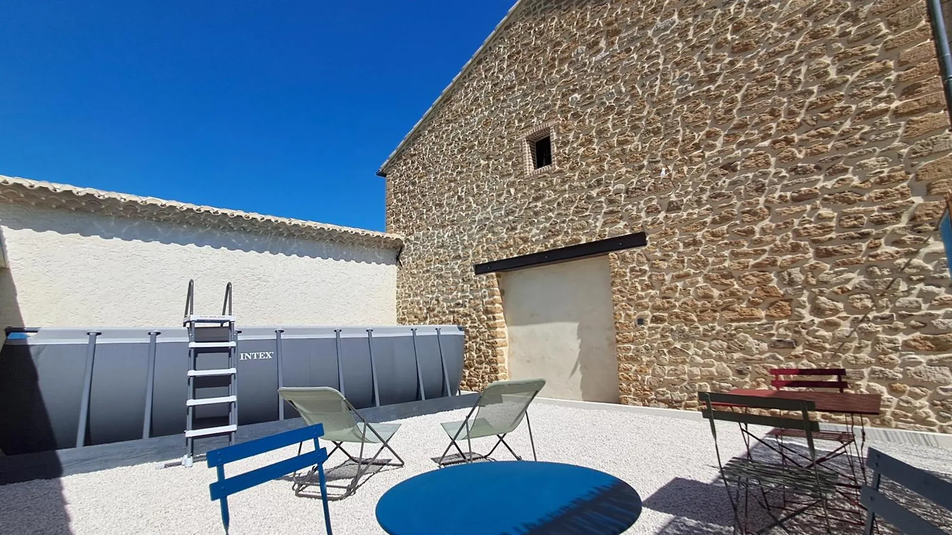 Chez Vero Chambres D'Hotes & Maison En Pierre Contemporaine Suze-la-Rousse 0*,