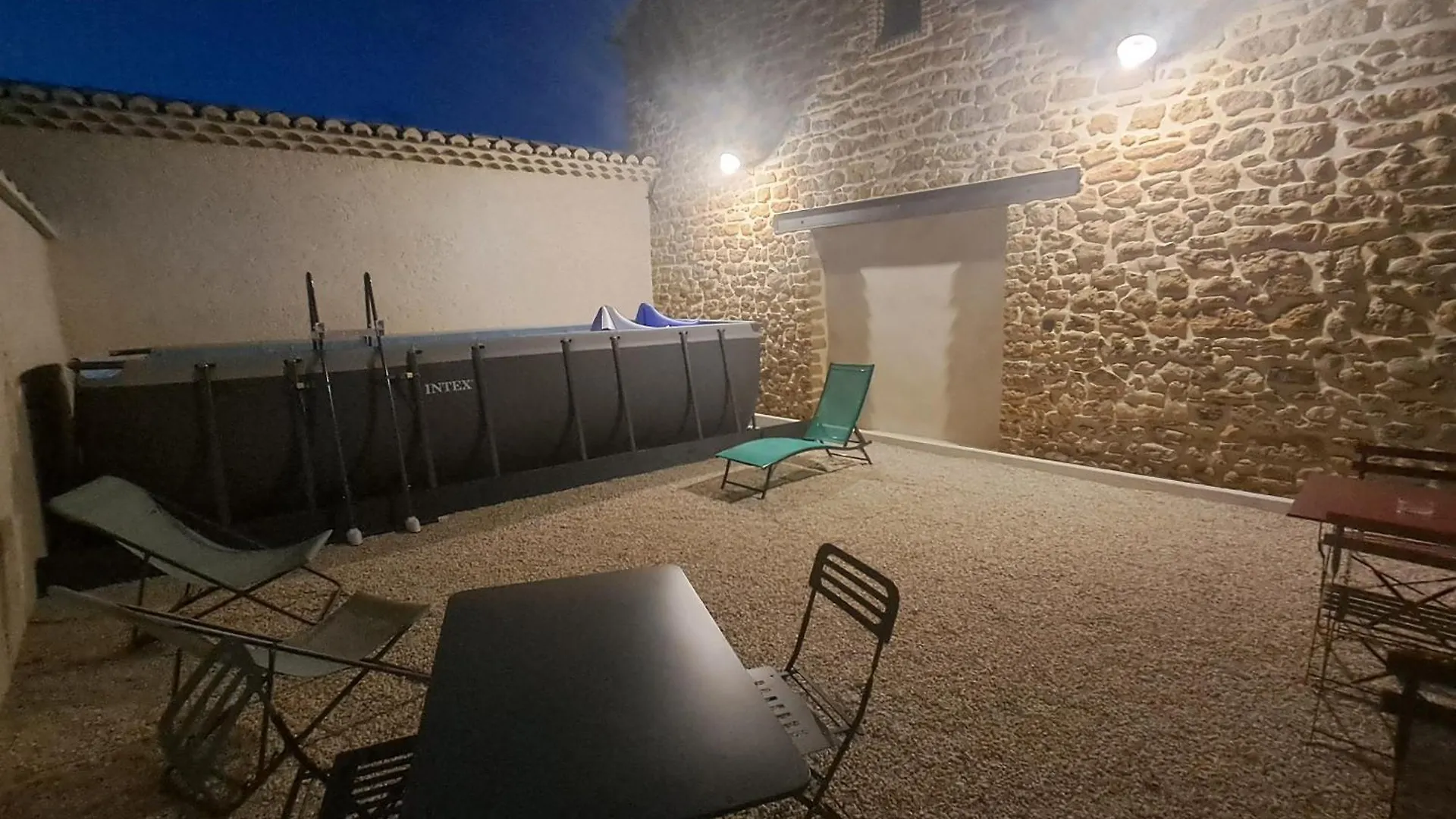Pensión Chez Vero Chambres D'Hotes & Maison En Pierre Contemporaine Suze-la-Rousse