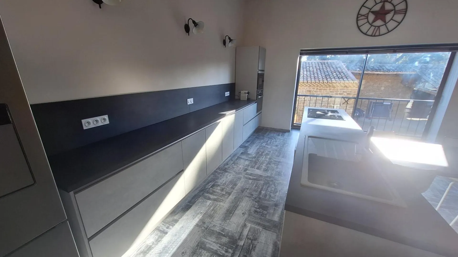 Chez Vero Chambres D'Hotes & Maison En Pierre Contemporaine Suze-la-Rousse France